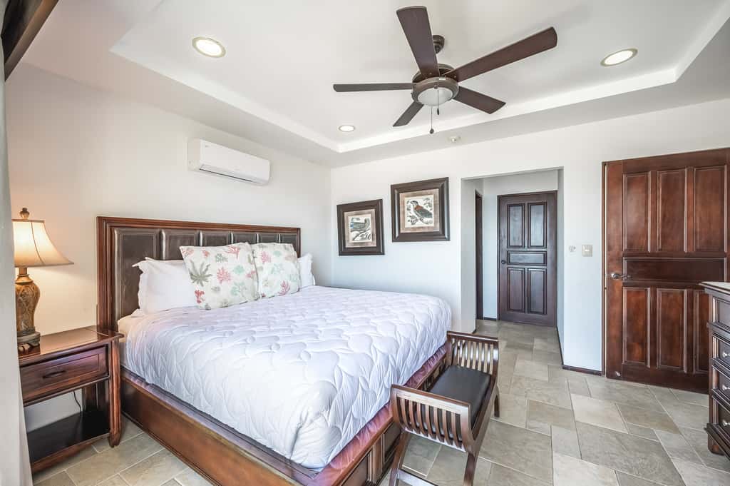 Relaxing 3BR Ocean-View Condo | 2 Balconies
