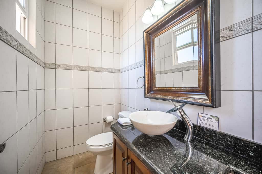 Relaxing 3BR Ocean-View Condo | 2 Balconies