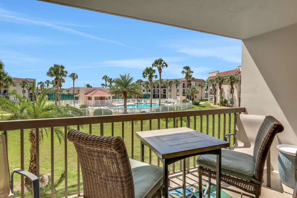 Coastal Condo | Pool View + Heated Pool