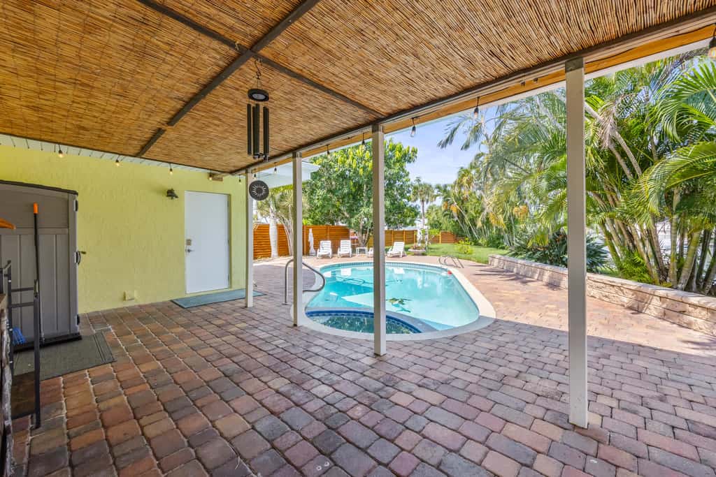 4BR/2.5BA Waterfront Oasis w/ Pool & Dock