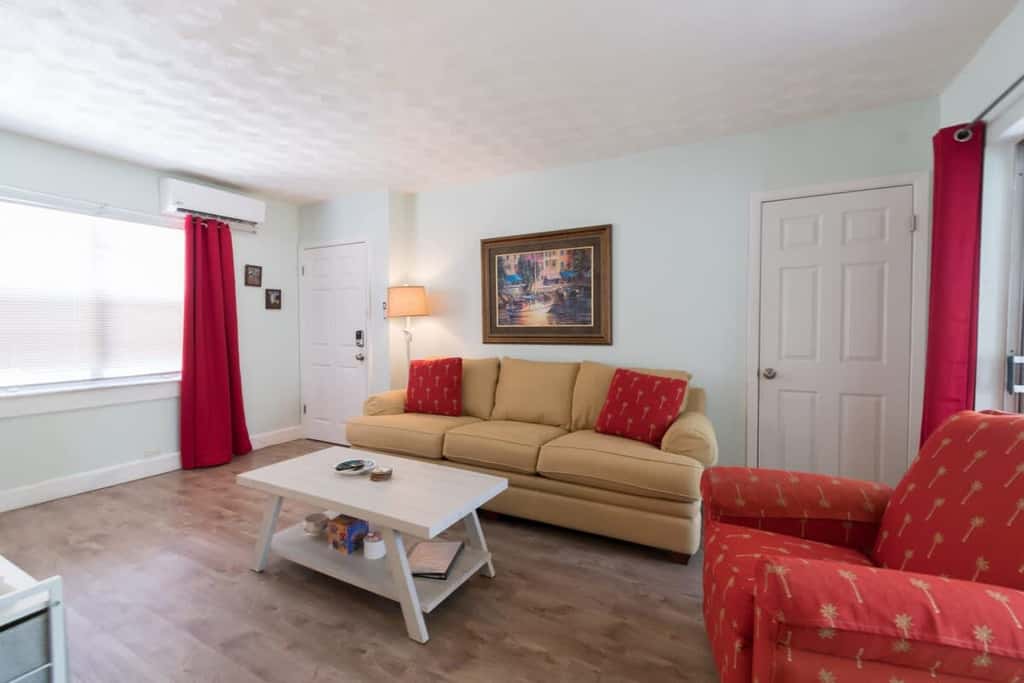 1BR Cocoa Beach Home - 1 Min to Beach!