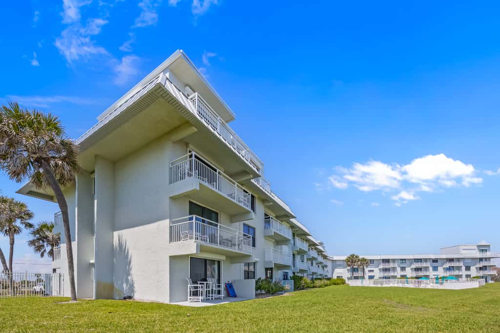 Beachside 2BR Condo | Pool + Walk to Beach