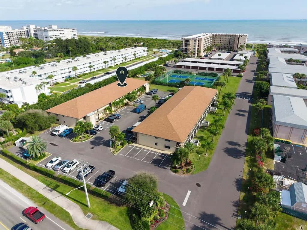 Breezy Cocoa Beach 2BR Condo | 4-min walk to Beach