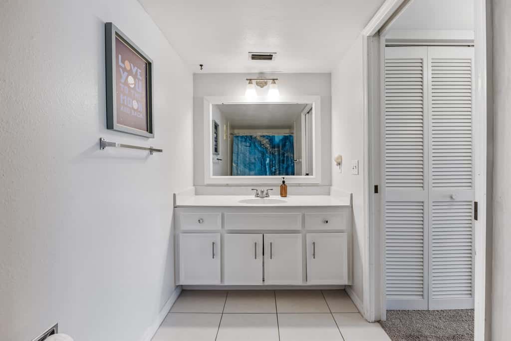 Breezy Cocoa Beach 2BR Condo | 4-min walk to Beach