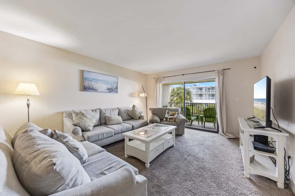 Breezy Cocoa Beach 2BR Condo | 4-min walk to Beach