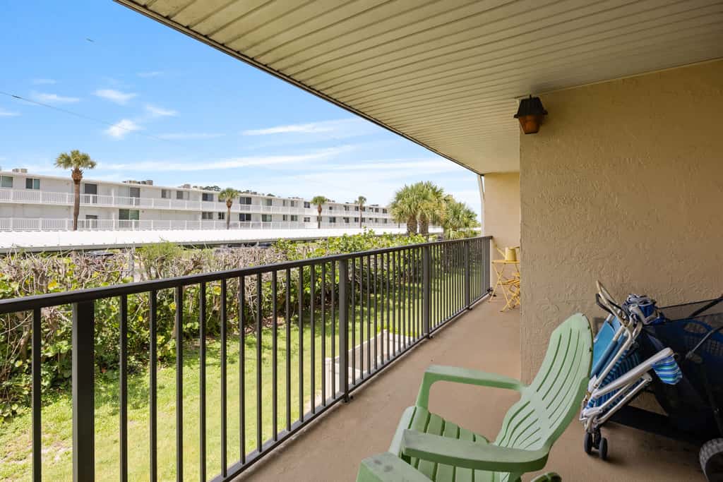Breezy Cocoa Beach 2BR Condo | 4-min walk to Beach