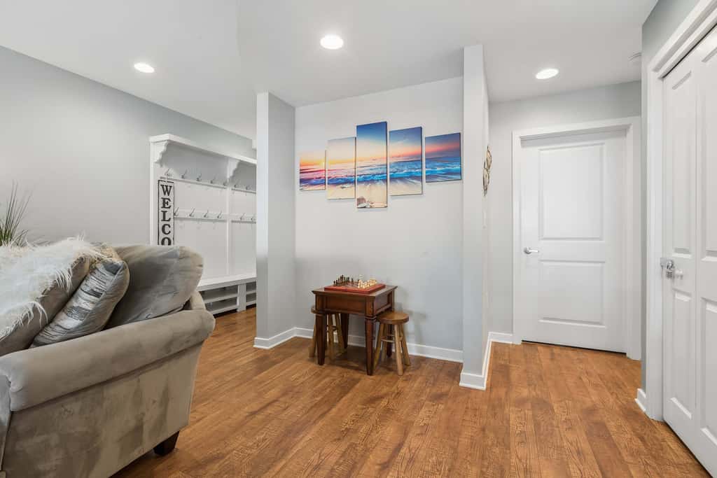 Sojourn 3BD2BA with Balcony, 3 Pools, Beach Access
