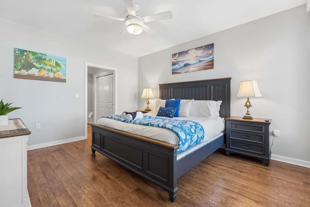 Sojourn 3BD2BA with Balcony, 3 Pools, Beach Access