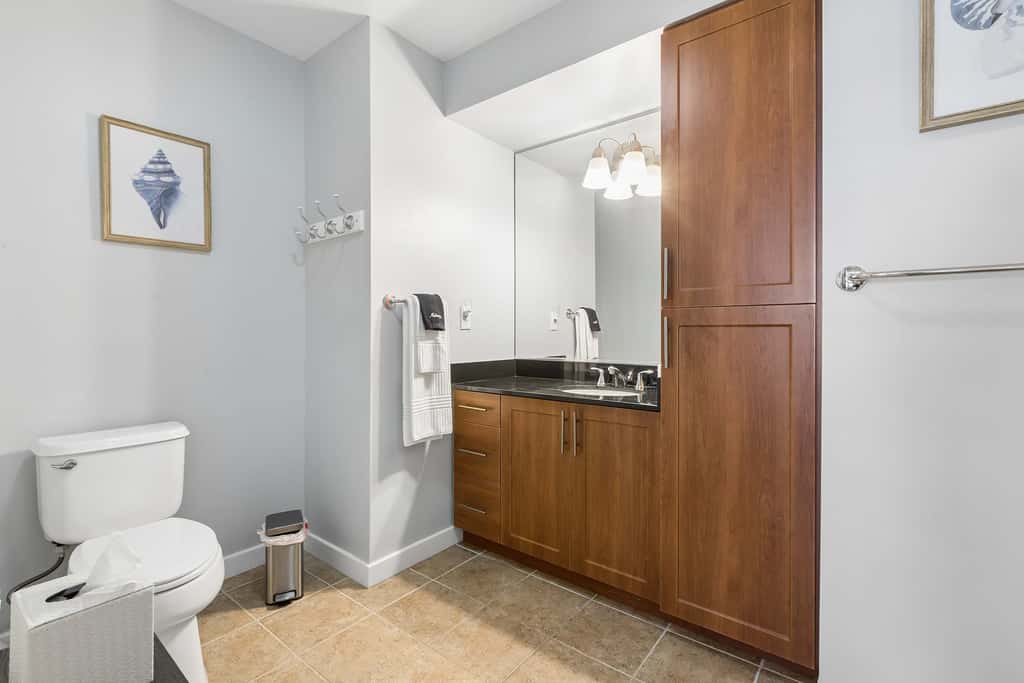 Sojourn 3BD2BA with Balcony, 3 Pools, Beach Access