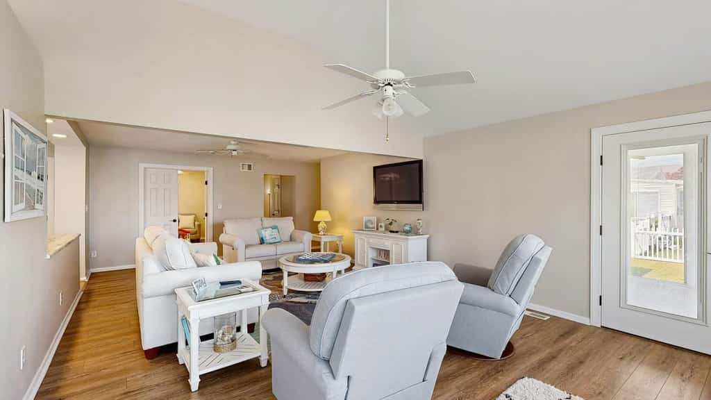 Keen-Wik on the Bay - 38351 Walnut Ln