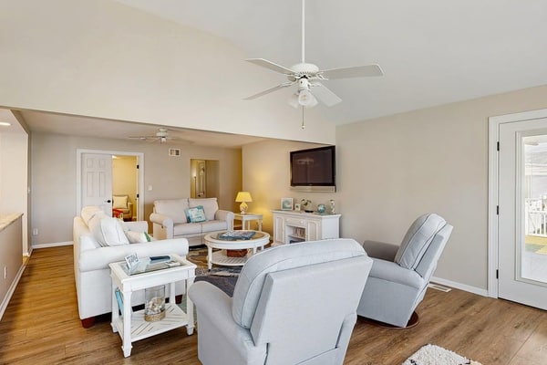 Keen-Wik on the Bay - 38351 Walnut Ln