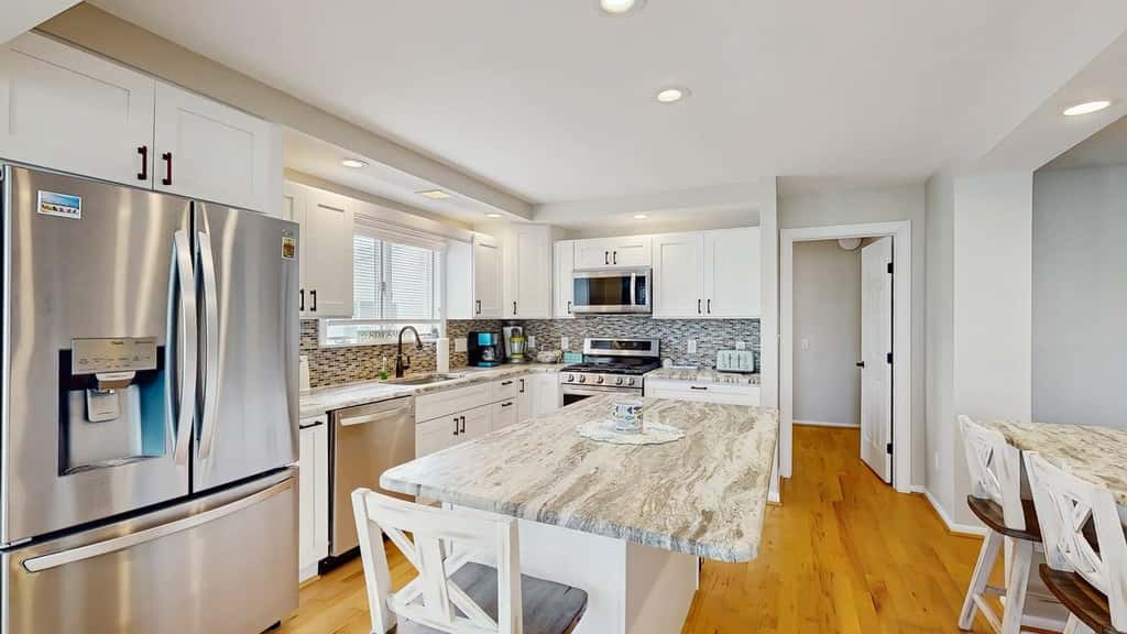 Keen-Wik on the Bay - 38351 Walnut Ln