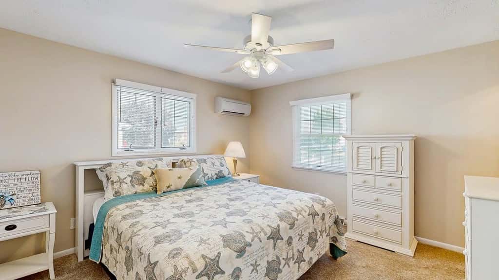 Keen-Wik on the Bay - 38351 Walnut Ln