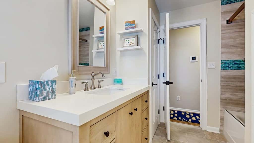 Keen-Wik on the Bay - 38351 Walnut Ln