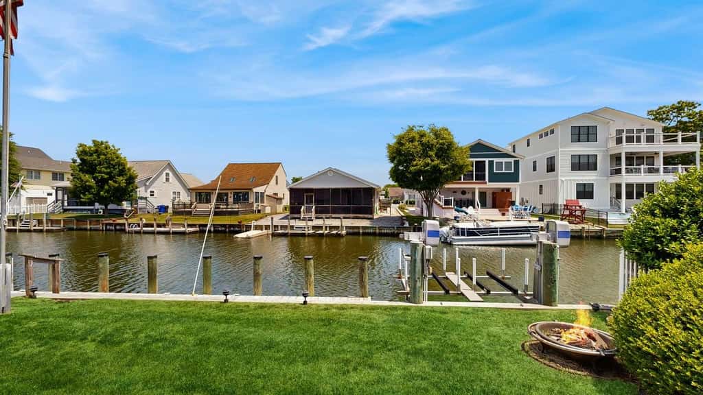 Keen-Wik on the Bay - 38351 Walnut Ln