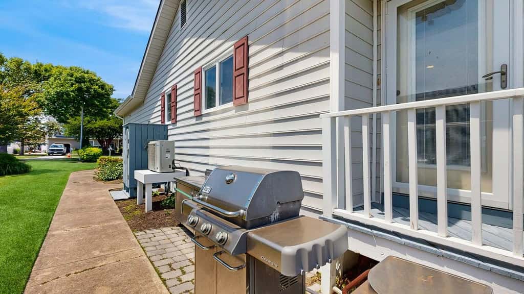 Keen-Wik on the Bay - 38351 Walnut Ln