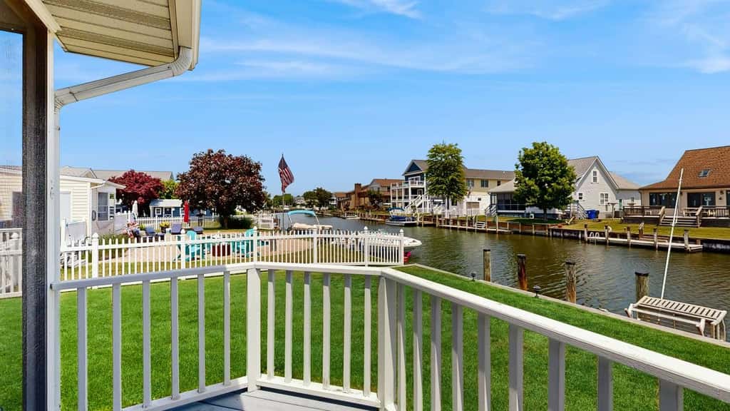 Keen-Wik on the Bay - 38351 Walnut Ln