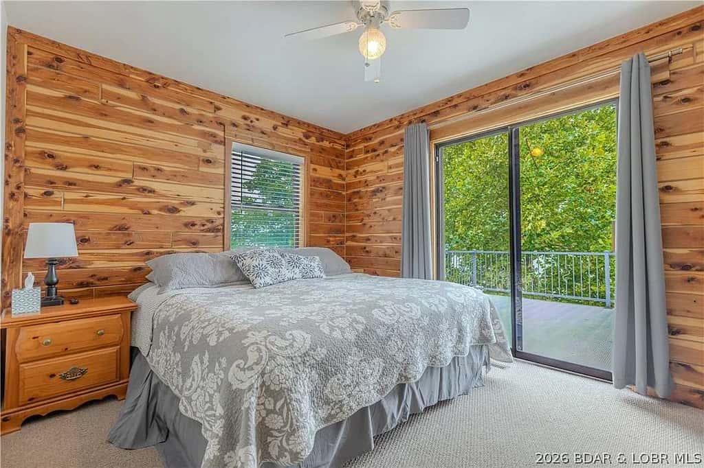 Quiet 4BR Cabin - LAKE VIEW - Dock & Fire Pit