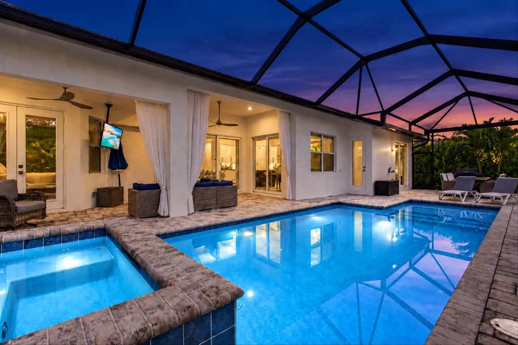 Spacious home with private heated pool & lanai