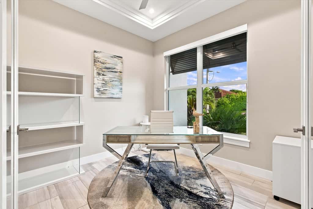 Spacious home with private heated pool & lanai