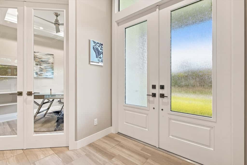 Spacious home with private heated pool & lanai