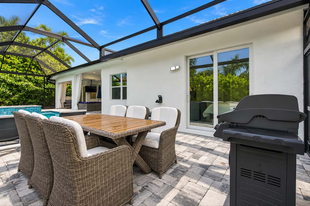 Spacious home with private heated pool & lanai