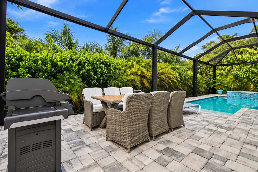 Spacious home with private heated pool & lanai