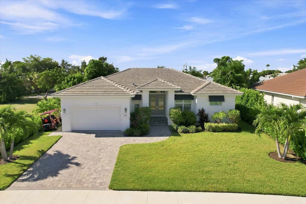 Spacious home with private heated pool & lanai