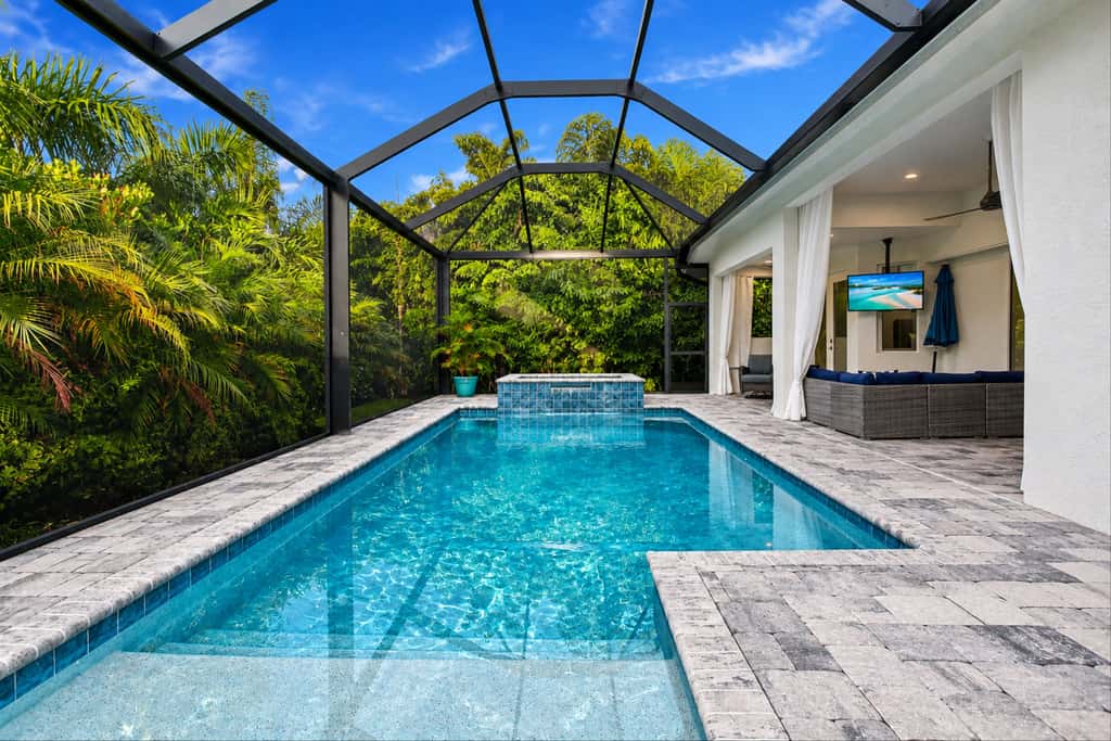 Spacious home with private heated pool & lanai