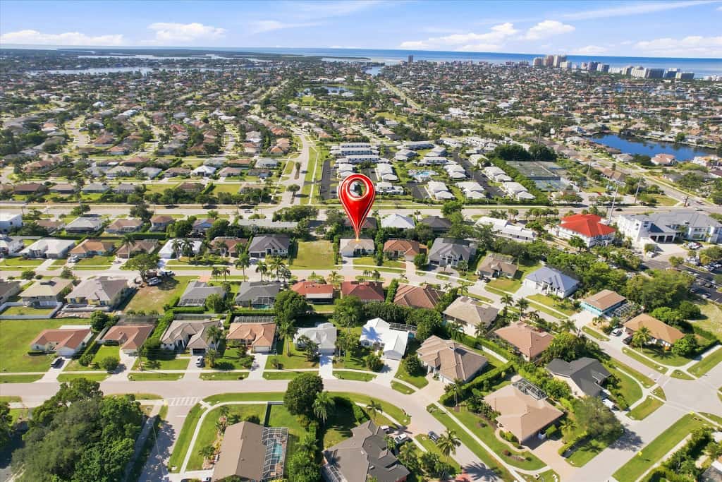 Spacious home with private heated pool & lanai