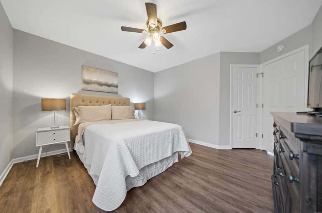 Hamilton Harbor Hideaway | Lake Views & Pool