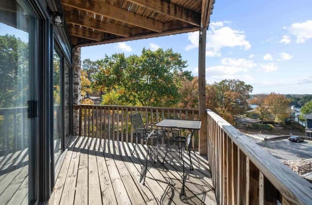 Hamilton Harbor Hideaway | Lake Views & Pool