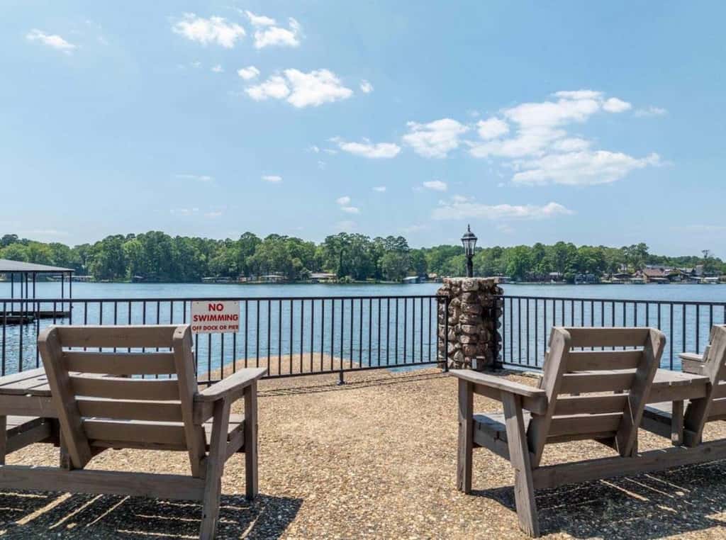 Hamilton Harbor Hideaway | Lake Views & Pool
