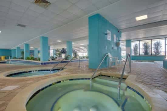 Cozy Oceanfront Getaway! Landmark 640 for 6!