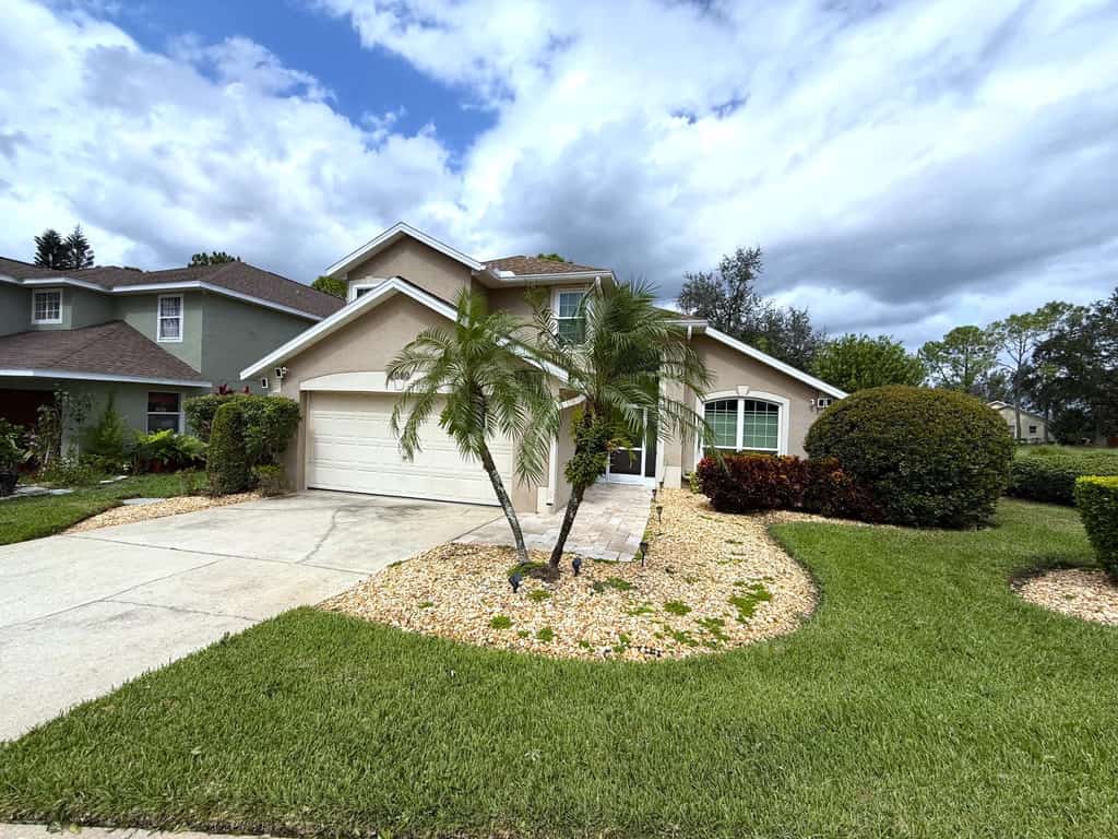 4 Bedroom Pool Home w/ Upgrades and Golf Course View
