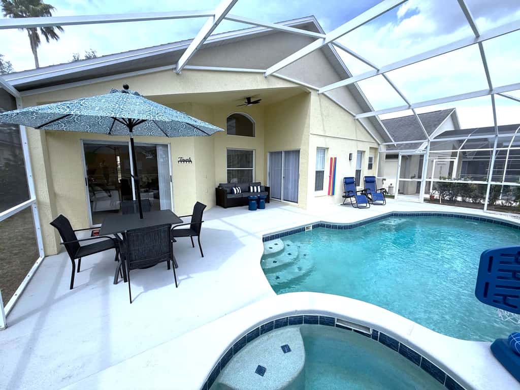 Beautiful South-Facing Pool Home in Southern Dunes
