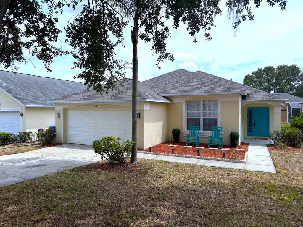 Beautiful South-Facing Pool Home in Southern Dunes