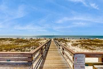 Coastal Comfort at Gulf Shores Plantation