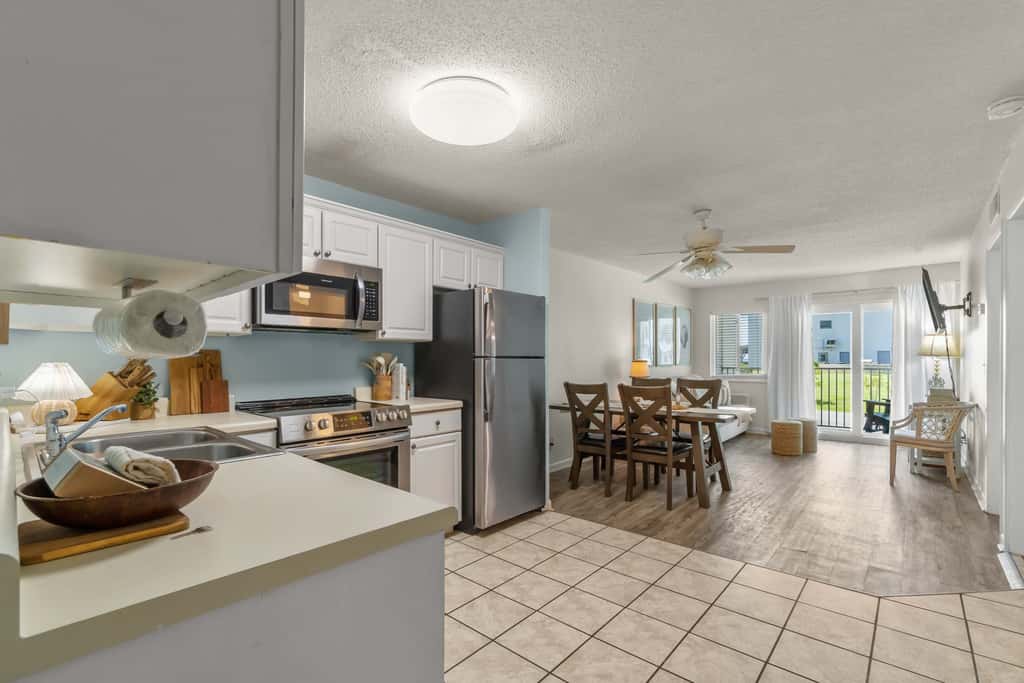 Coastal Comfort at Gulf Shores Plantation