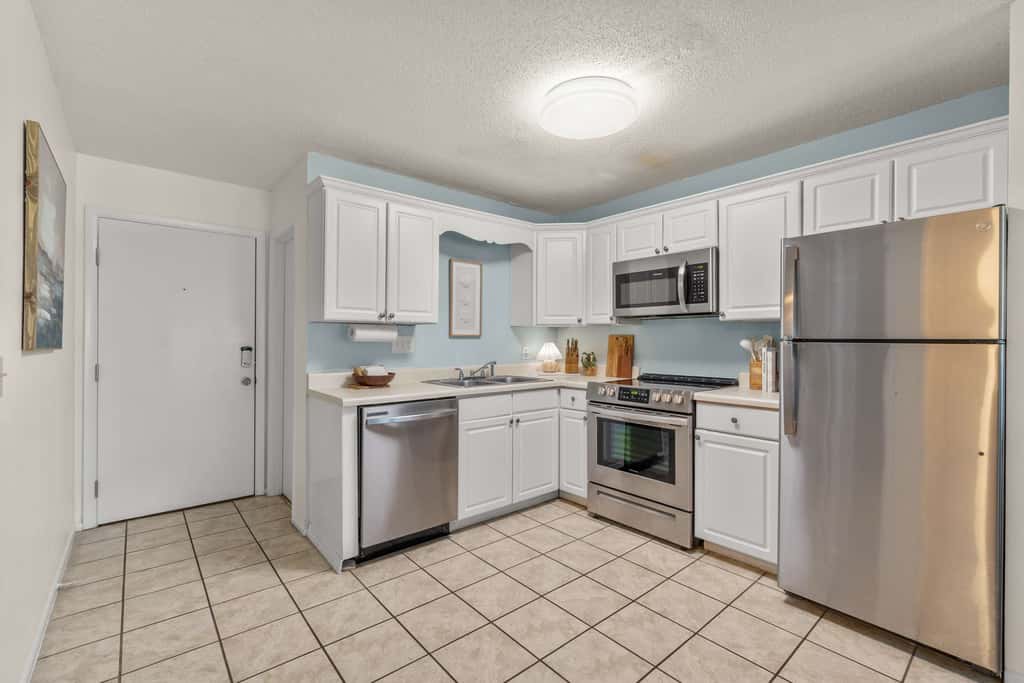 Coastal Comfort at Gulf Shores Plantation