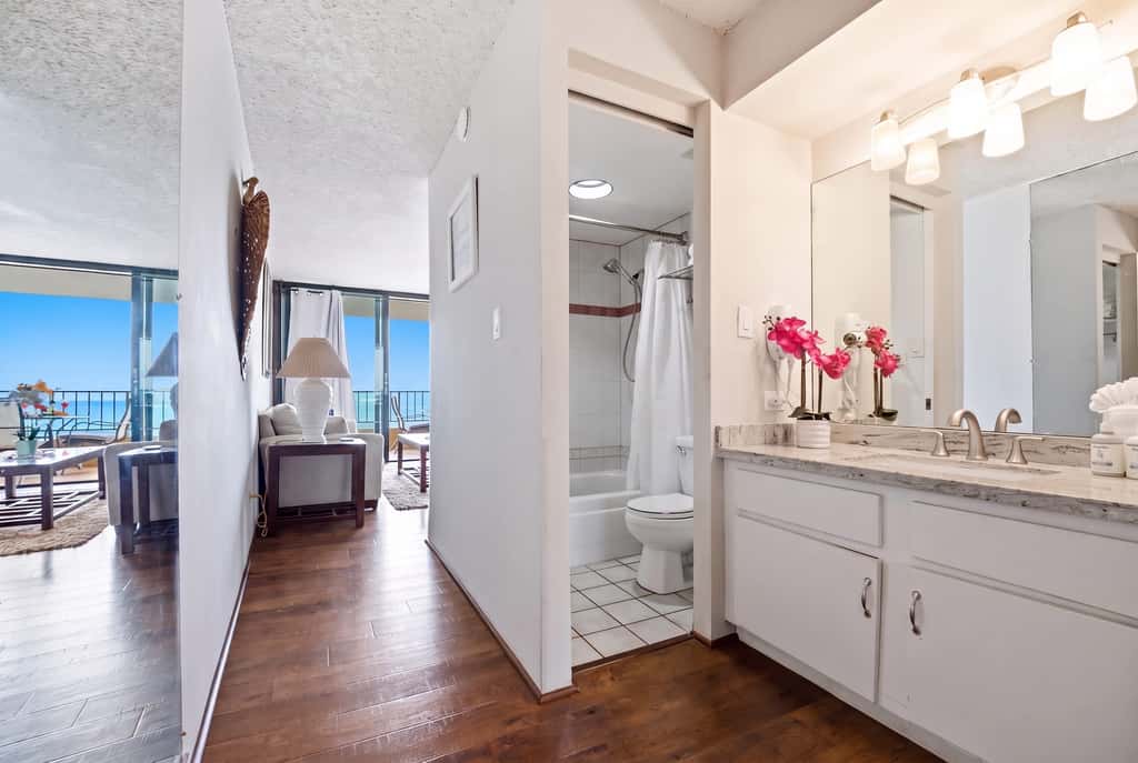 Paki Maui P302 - Oceanfront Condo