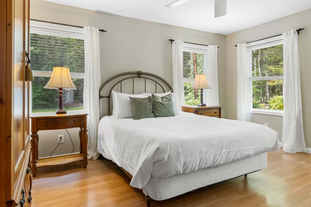 Laurel Shores Retreat