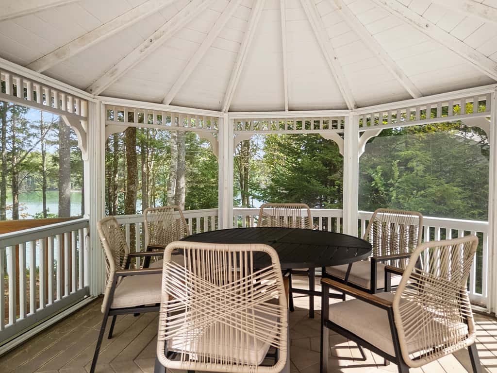 Laurel Shores Retreat