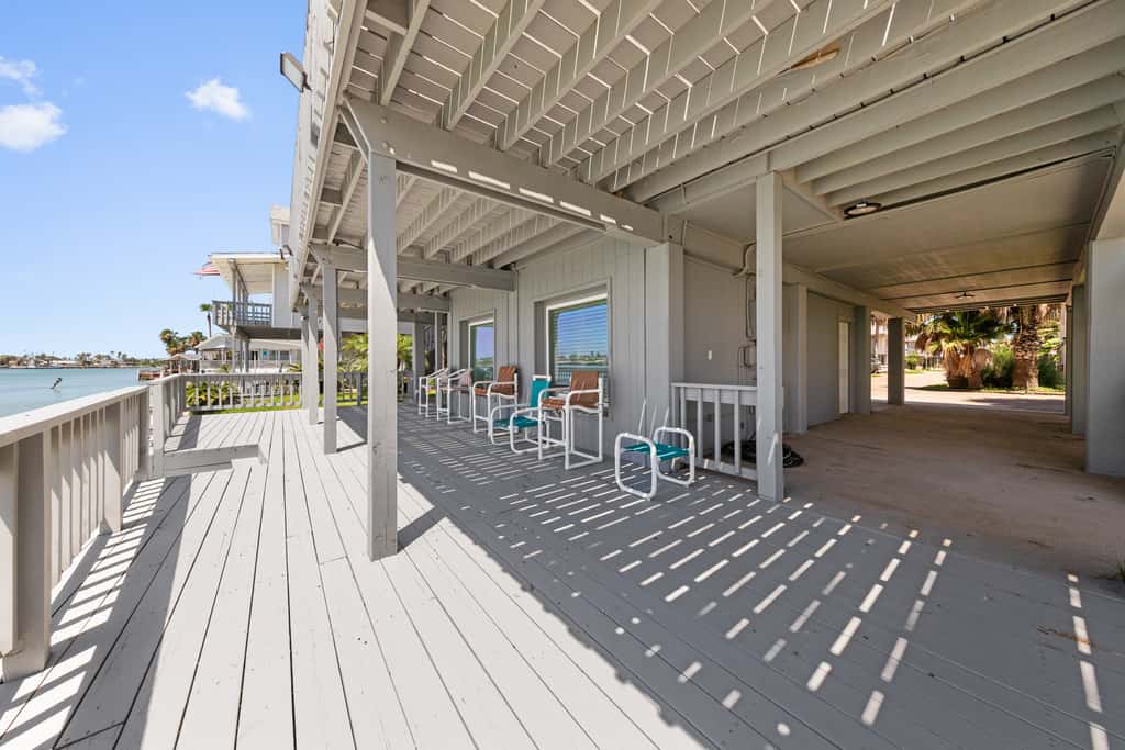 Casa de Cielos Azure - Waterfront, Dock, Pools
