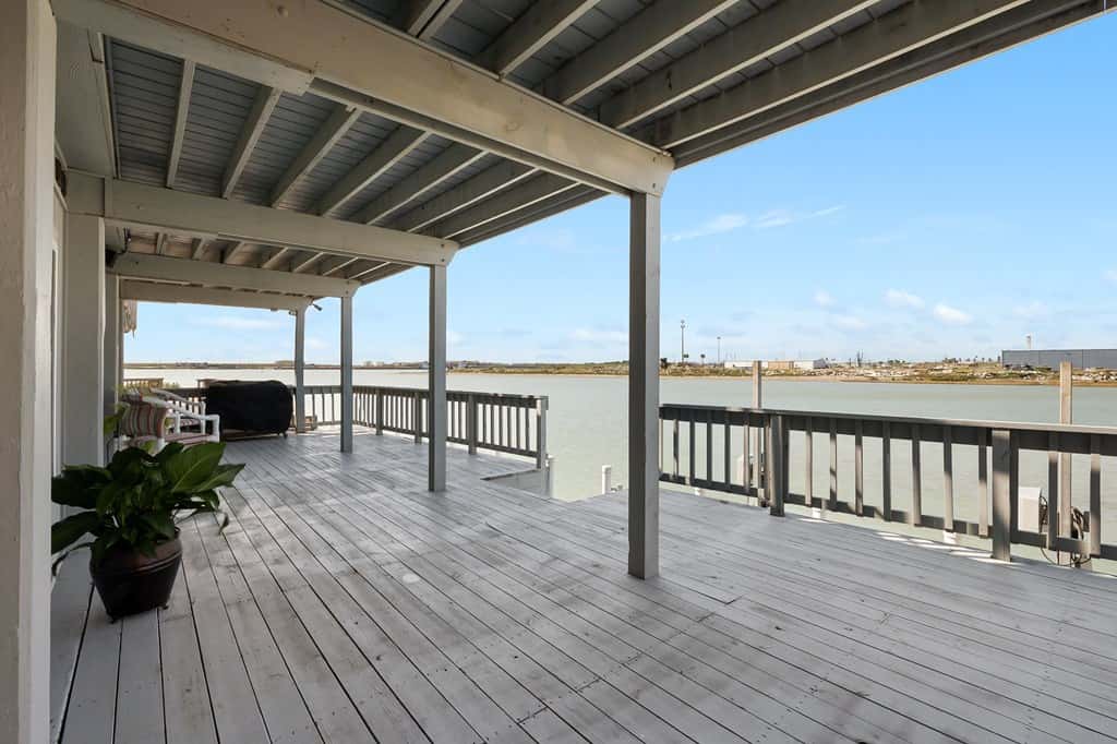 Casa de Cielos Azure - Waterfront, Dock, Pools