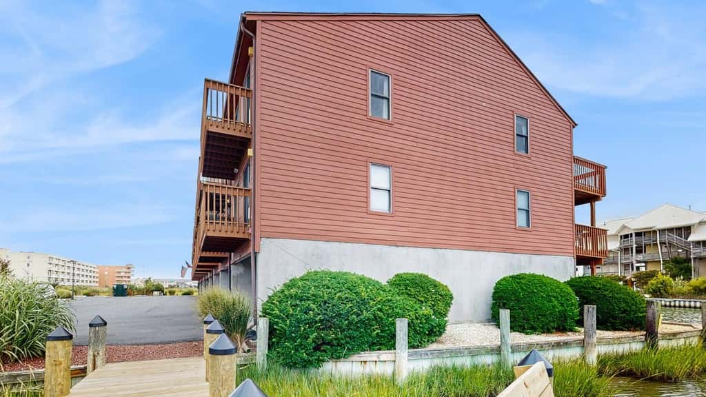 Sunny Ocean City Condo with Private Balcony & Laid-Back Comfort
