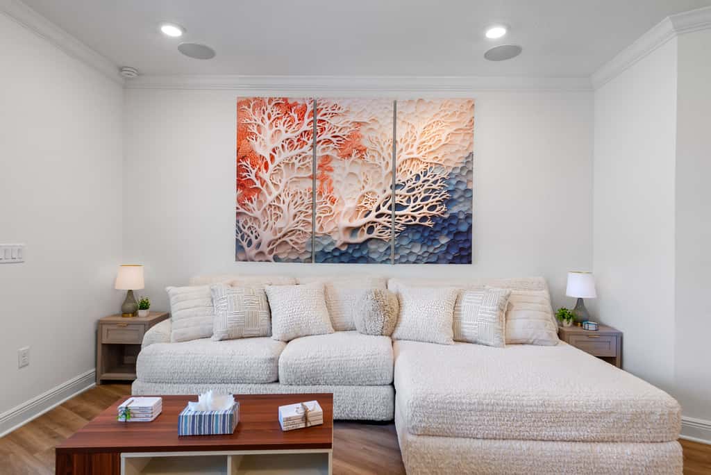 Townhome with Shared Pool, Wifi & Full Kitchen