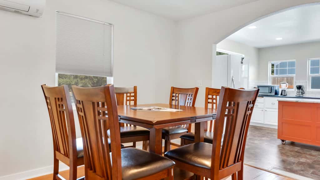 Port Orford Coastal Retreat, Pet Friendly & Fire Pit