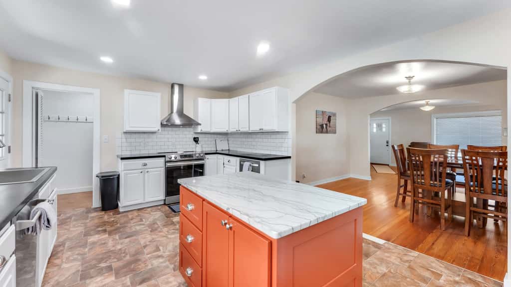 Port Orford Coastal Retreat, Pet Friendly & Fire Pit