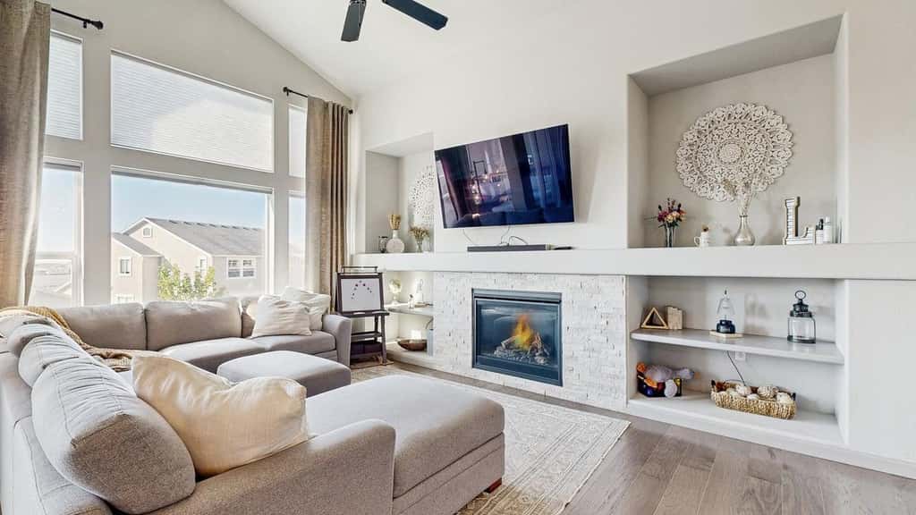Elevated Escape- Spacious 5BR Colorado Springs House with Hot Tub and Mountain Views